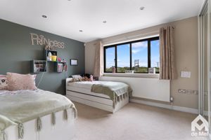 Photo 17- click for photo gallery